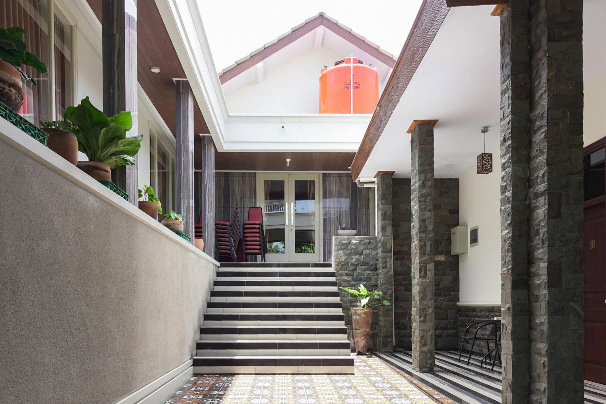 Urbanview Alfiya Hotel Lampung Bandar Lampung Buitenkant foto