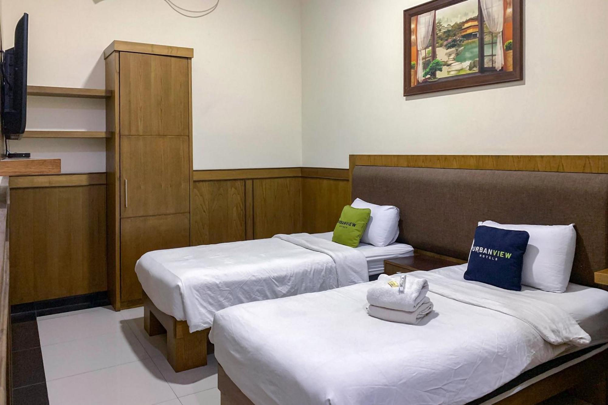Urbanview Alfiya Hotel Lampung Bandar Lampung Buitenkant foto